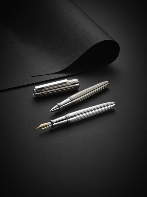 OTTO HUTT - Design 07 black fountain pen